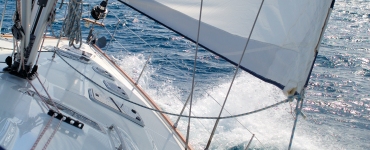 Zeilen richting van de wind.jpg